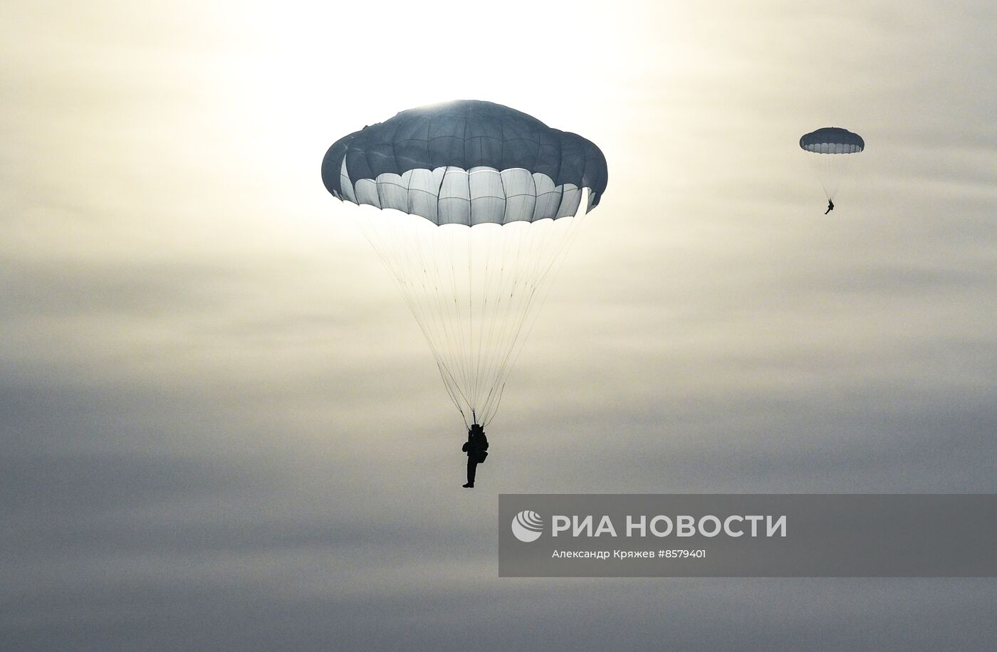 Занятия курсантов по боевой подготовке в Новосибирской области 