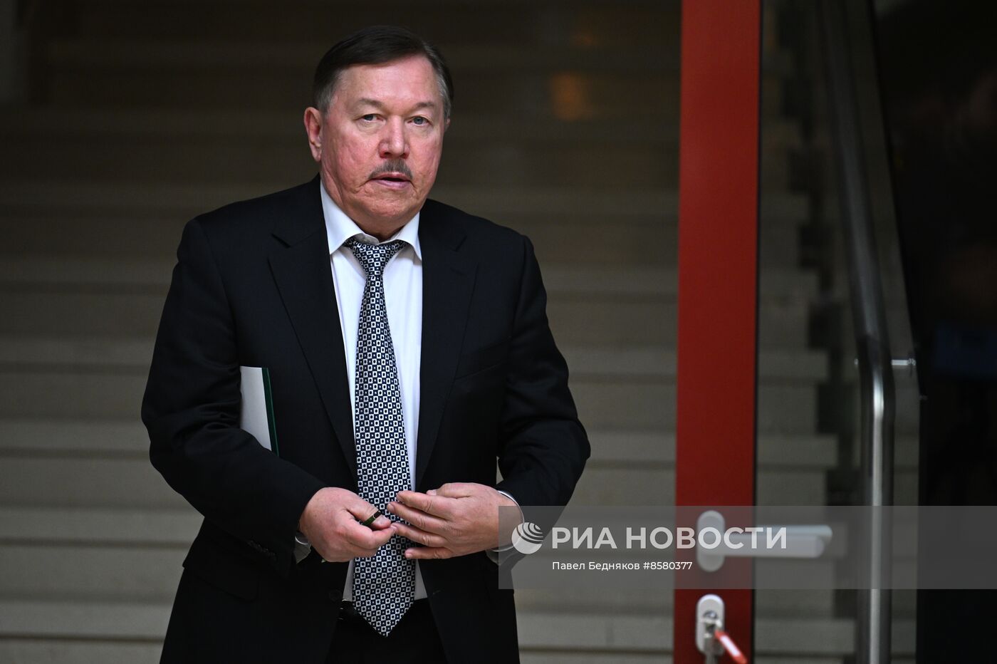 Президент РФ В. Путин провел встречу с судьями Конституционного суда РФ