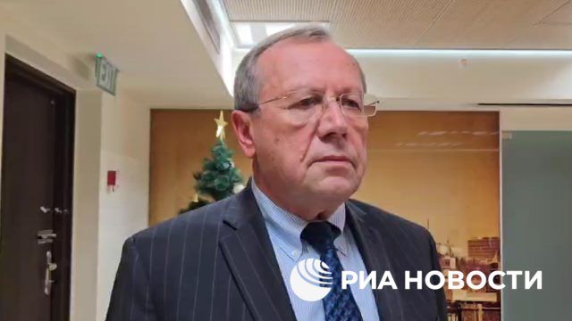 РФ продолжит усилия по освобождению всех заложников в секторе Газа, заявил Викторов