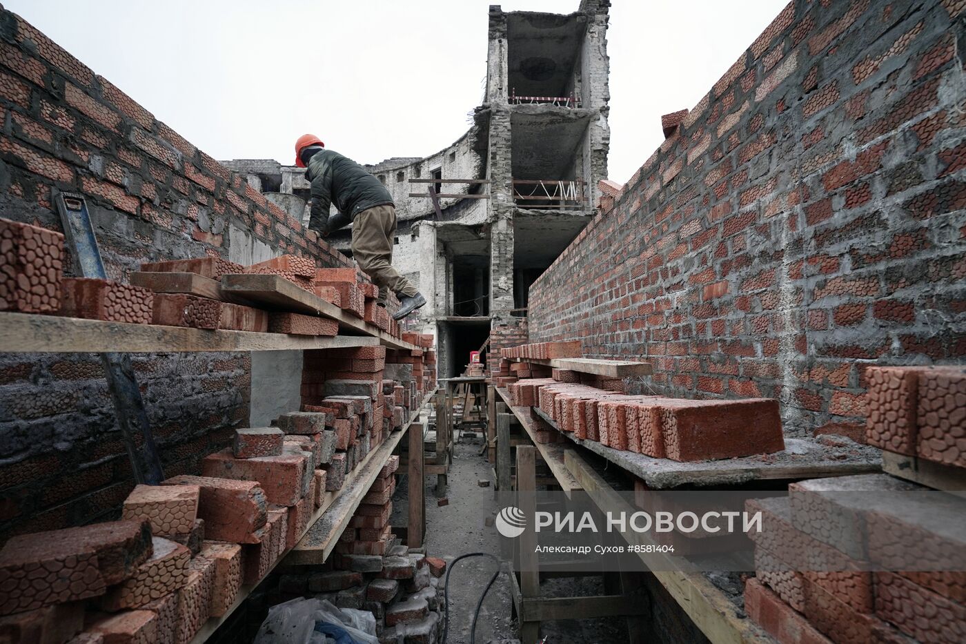 Восстановление Мариупольского драмтеатра