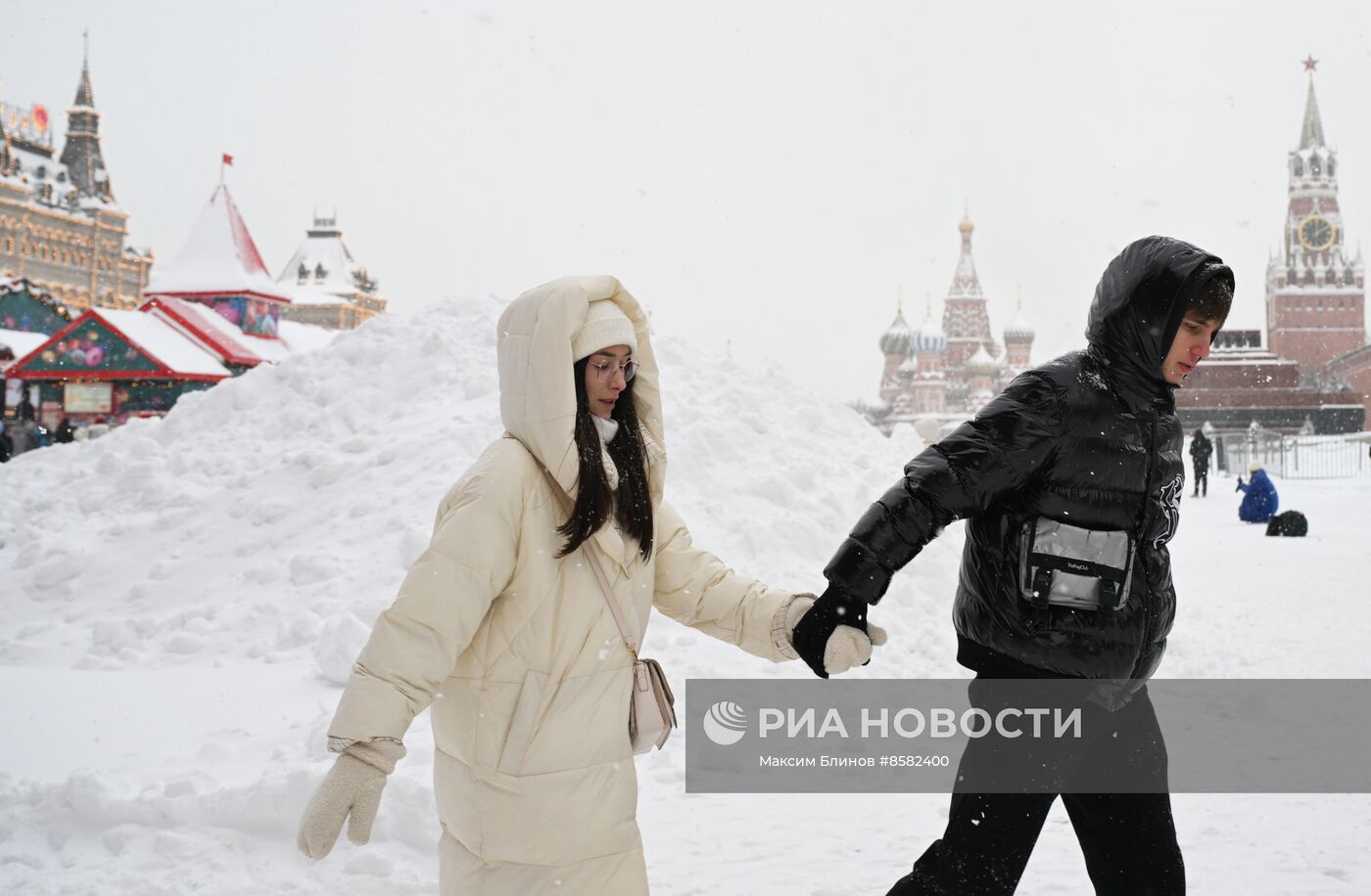 Снег в Москве