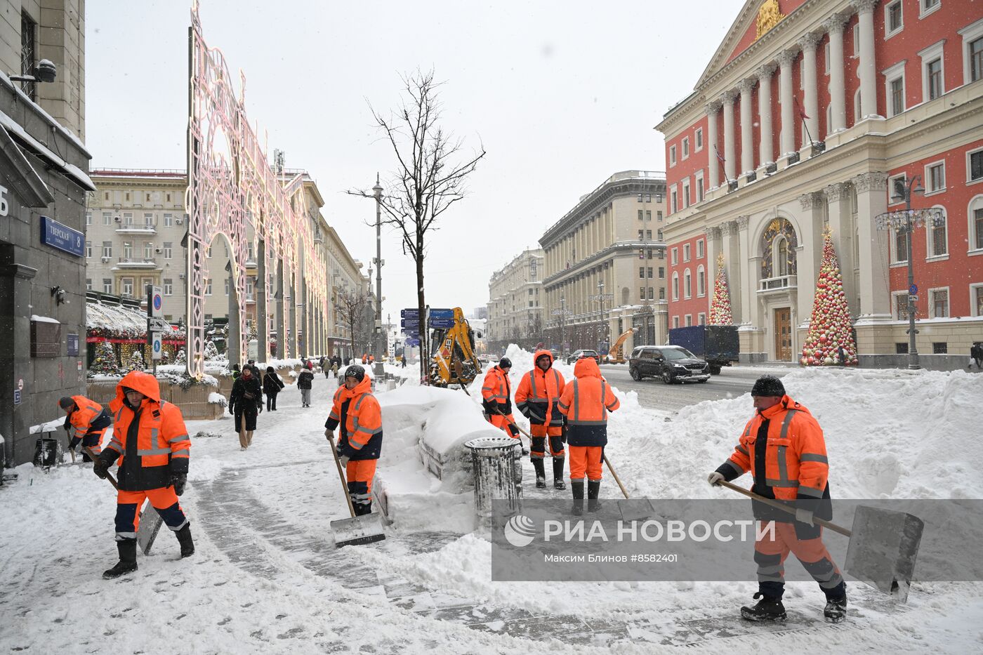 Снег в Москве