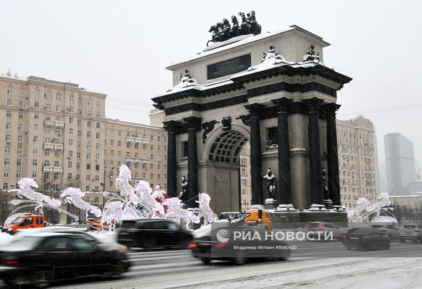 Снег в Москве