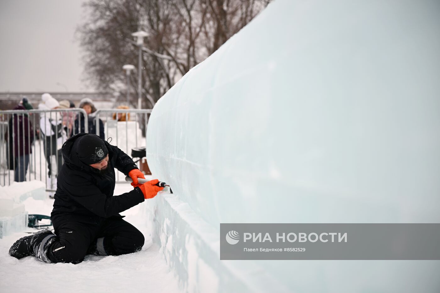 Выставка "Россия". Мастер-классы по художественной обработке льда