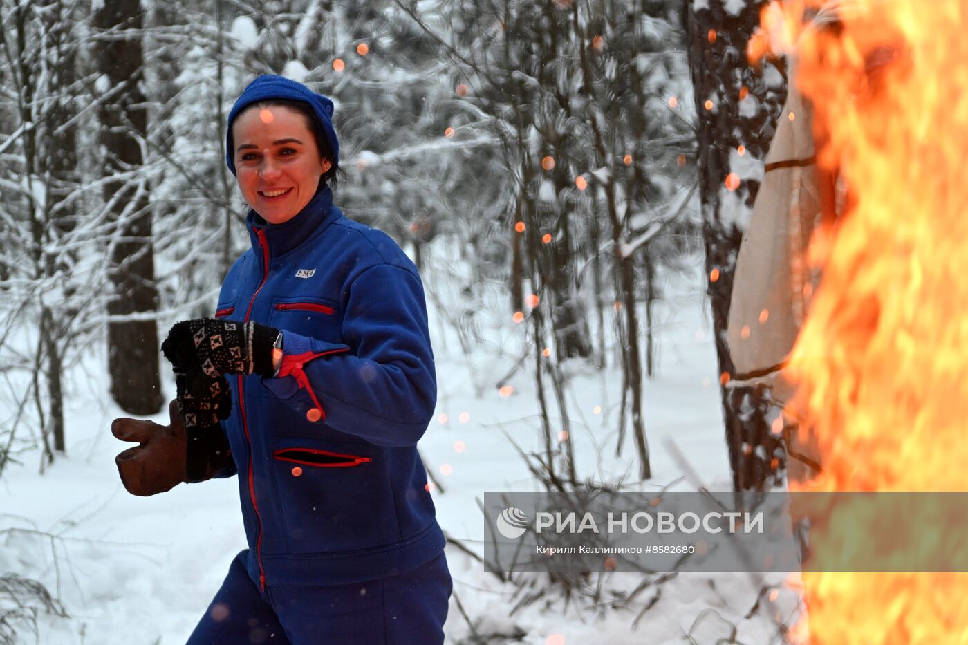 Тренировки по действиям экипажа в случае аварийной посадки в лесисто-болотистой местности зимой