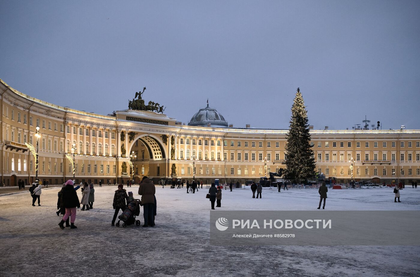 Предновогодний Санкт-Петербург