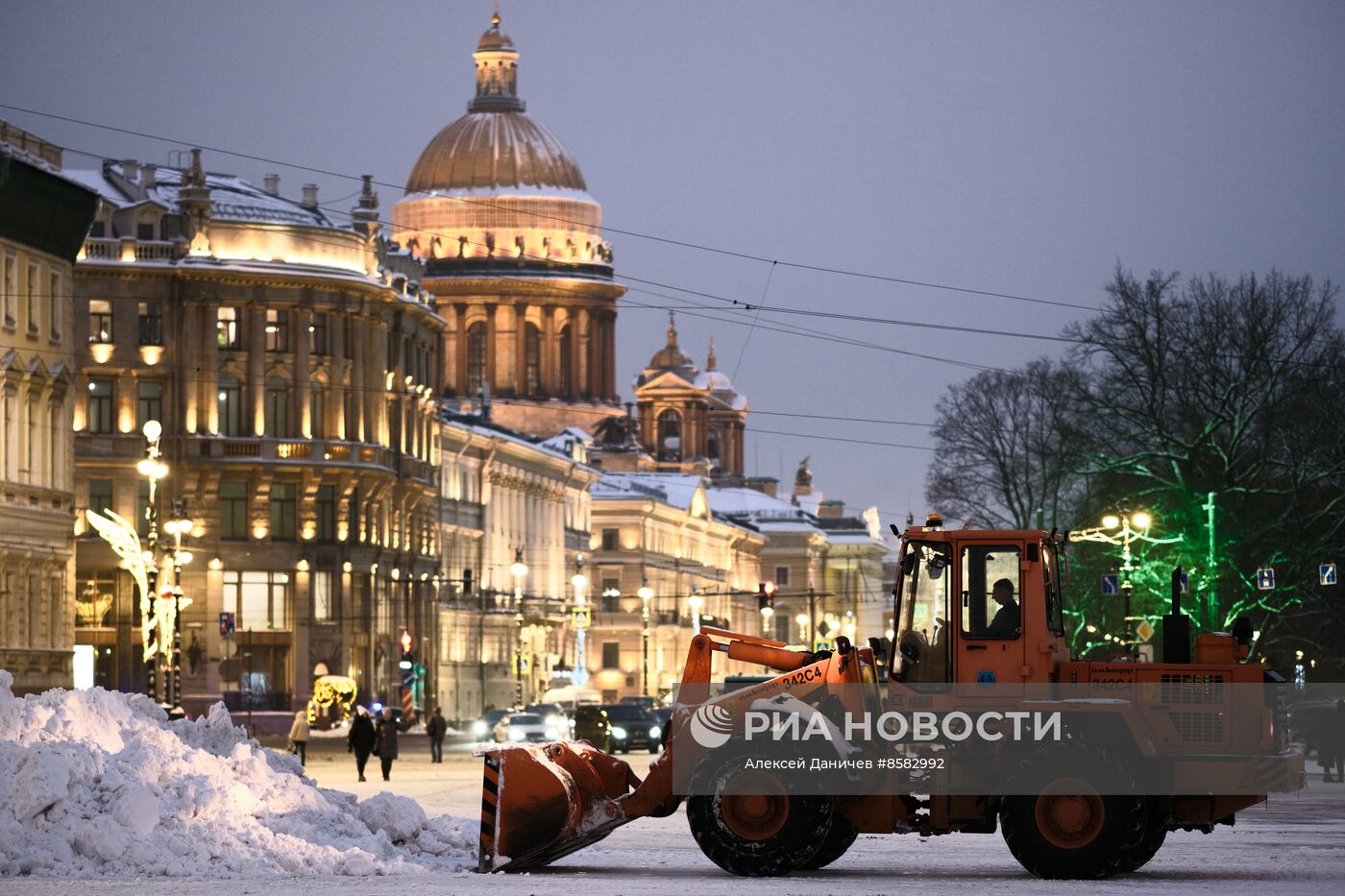 Предновогодний Санкт-Петербург