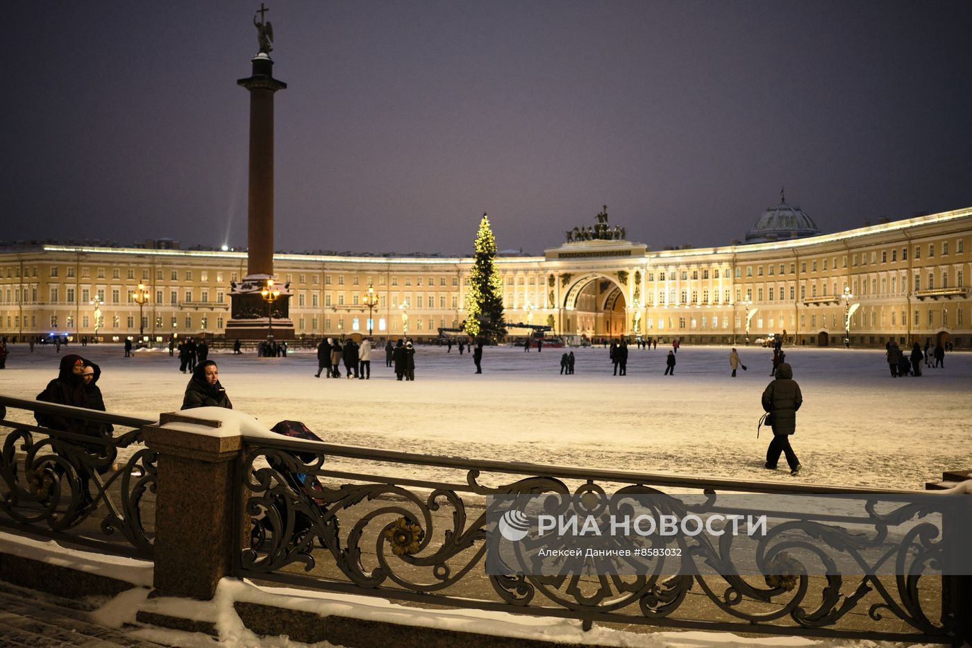 Предновогодний Санкт-Петербург