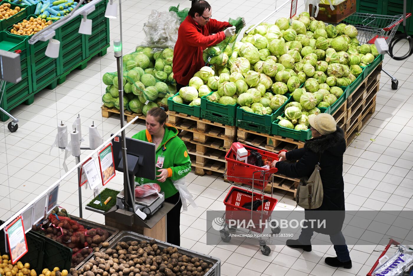 Работа гипермаркета Ашан в Новосибирске