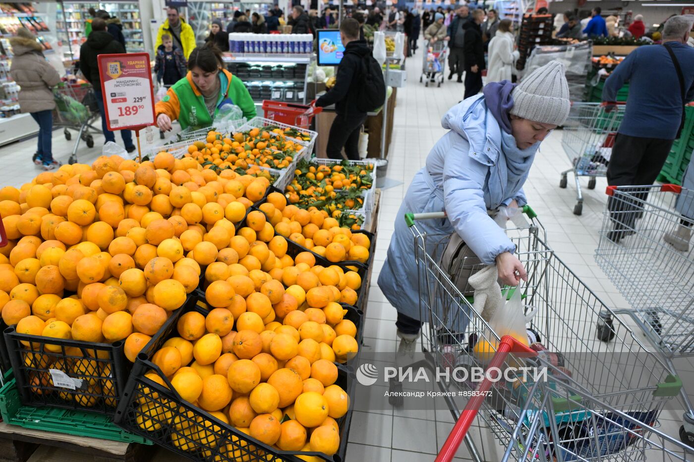 Работа гипермаркета Ашан в Новосибирске
