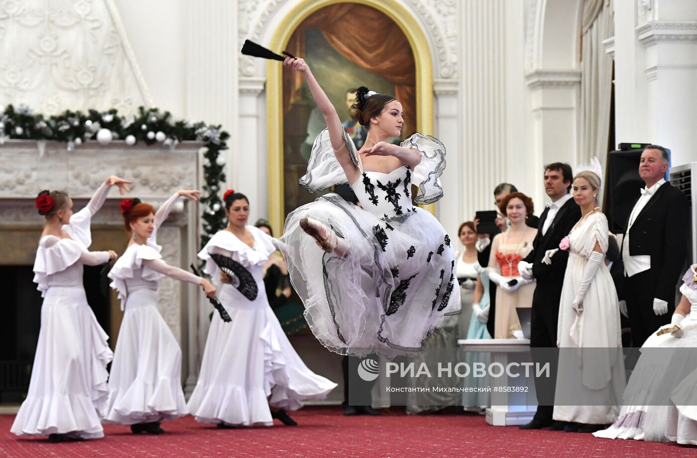 "Белый бал" в Ливадийском дворце в Крыму