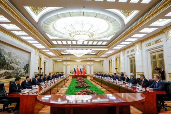 Рабочий визит премьер-министра РФ М. Мишустина в Китай