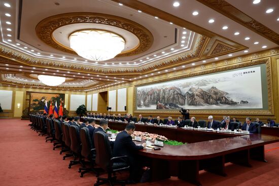 Рабочий визит премьер-министра РФ М. Мишустина в Китай