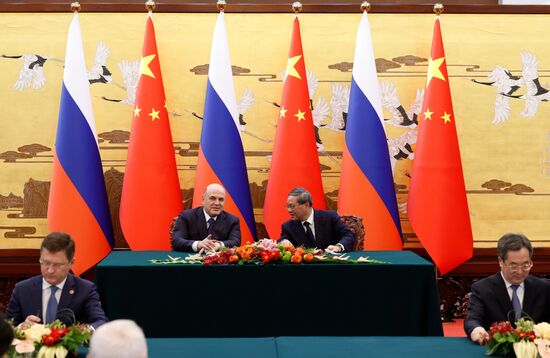 Рабочий визит премьер-министра РФ М. Мишустина в Китай