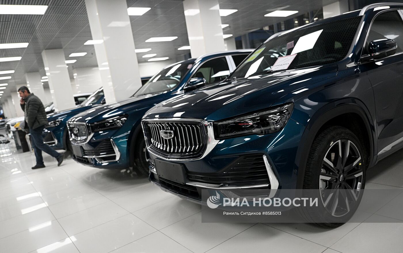 Открытие первого международного центра китайских автомобилей "Москва-Тянья"