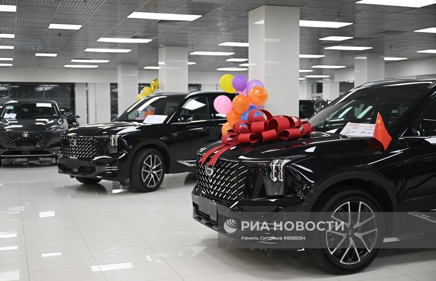 Открытие первого международного центра китайских автомобилей "Москва-Тянья"