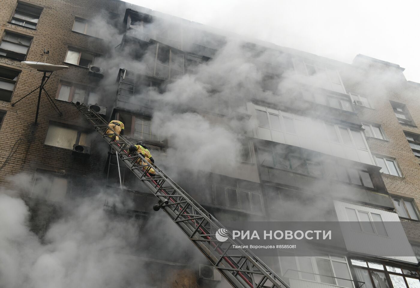 Жилой дом в Киевском районе Донецка подвергся обстрелу со стороны ВСУ