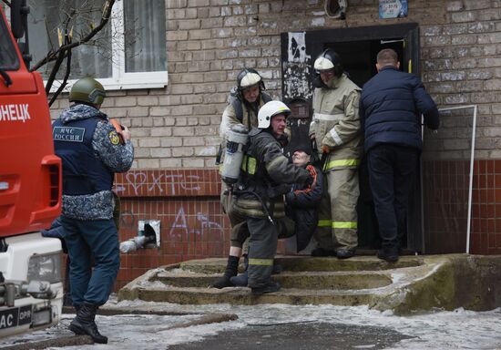 Жилой дом в Киевском районе Донецка подвергся обстрелу со стороны ВСУ
