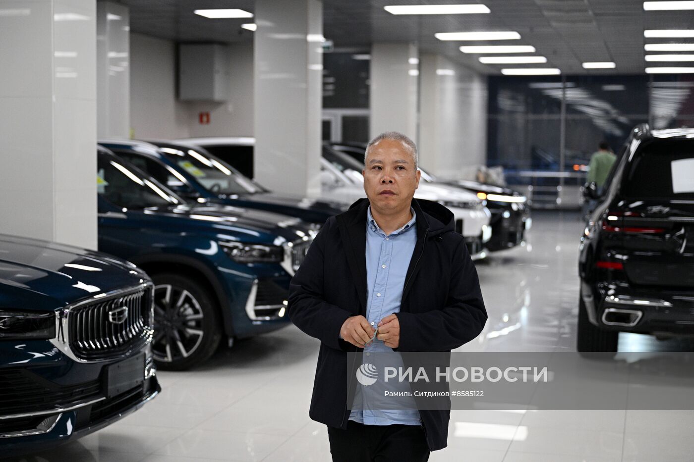 Открытие первого международного центра китайских автомобилей "Москва-Тянья"