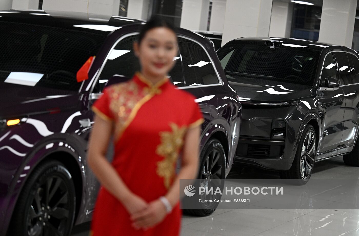 Открытие первого международного центра китайских автомобилей "Москва-Тянья"