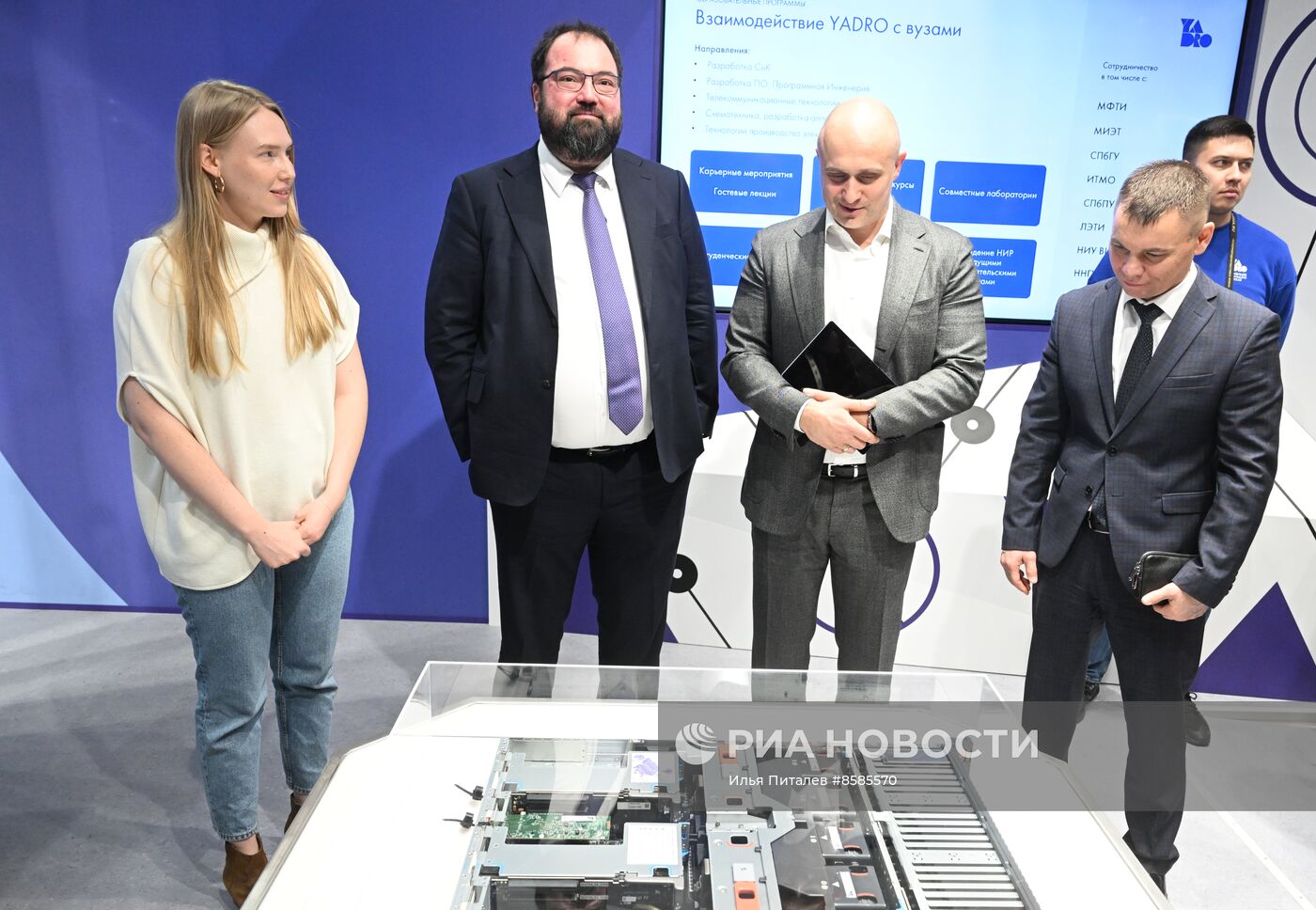 Выставка "Россия". Зимнее открытие павильона "Мир Цифры" и тестовой зоны 5G