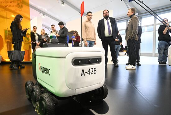 Выставка "Россия". Зимнее открытие павильона "Мир Цифры" и тестовой зоны 5G