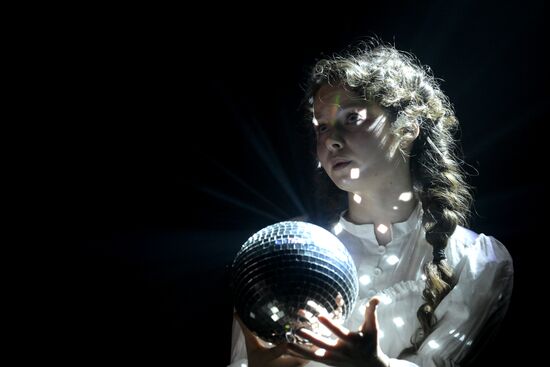 Спектакль "Повесть о Сонечке" в театре им. Евг. Вахтангова