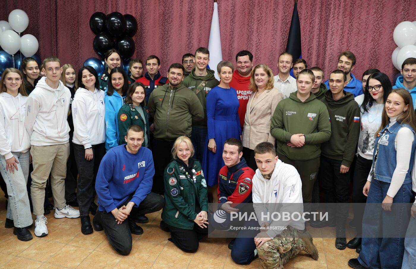 Открытие региональных избирательных штабов поддержки кандидата в президенты РФ В. Путина