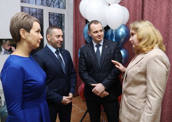 Открытие региональных избирательных штабов поддержки кандидата в президенты РФ В. Путина