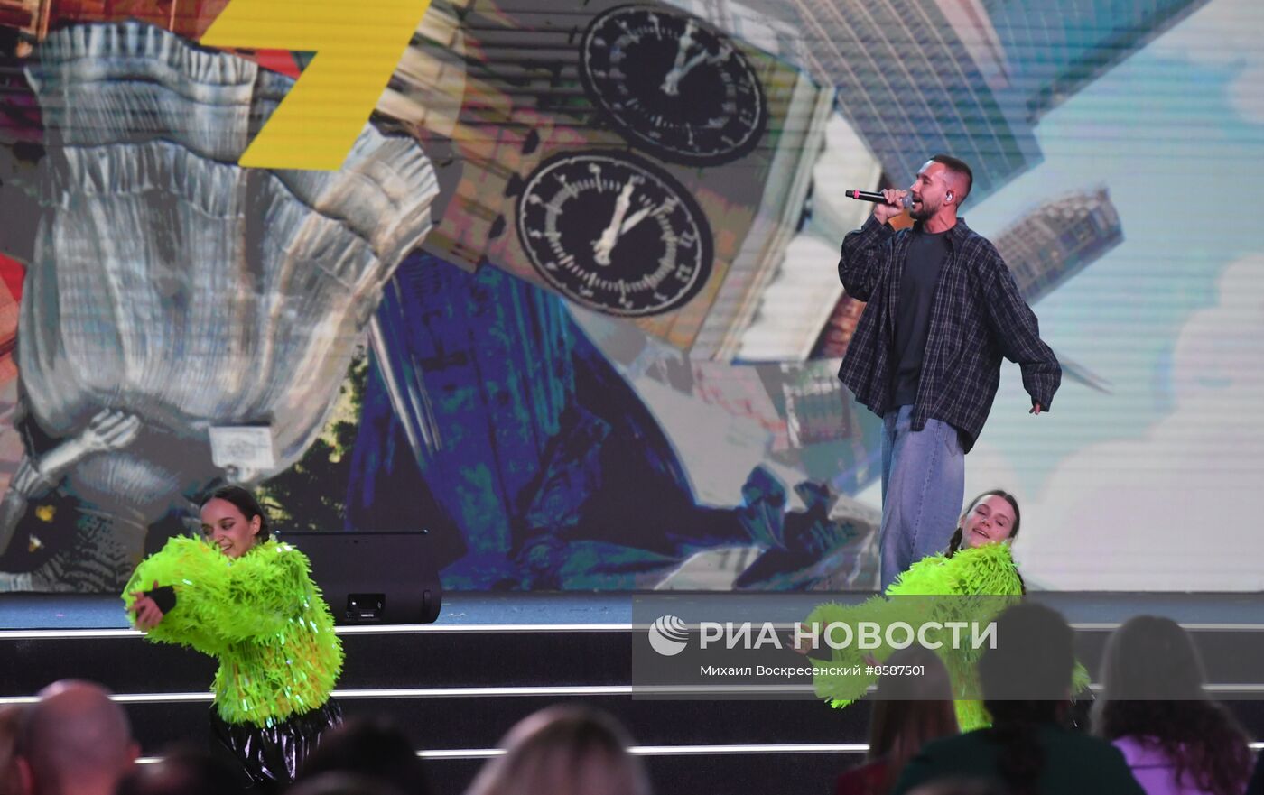 Выставка "Россия". Премия молодежных достижений "Время молодых"