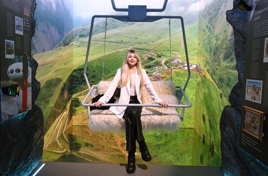 Выставка "Россия". Экскурсия для детей и подростков по выставочному пространству "Почувствуй Россию"