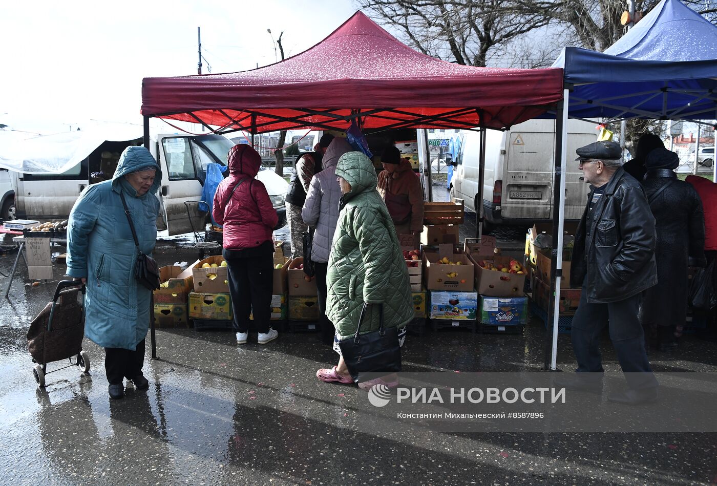 Продовольственная ярмарка в Симферополе