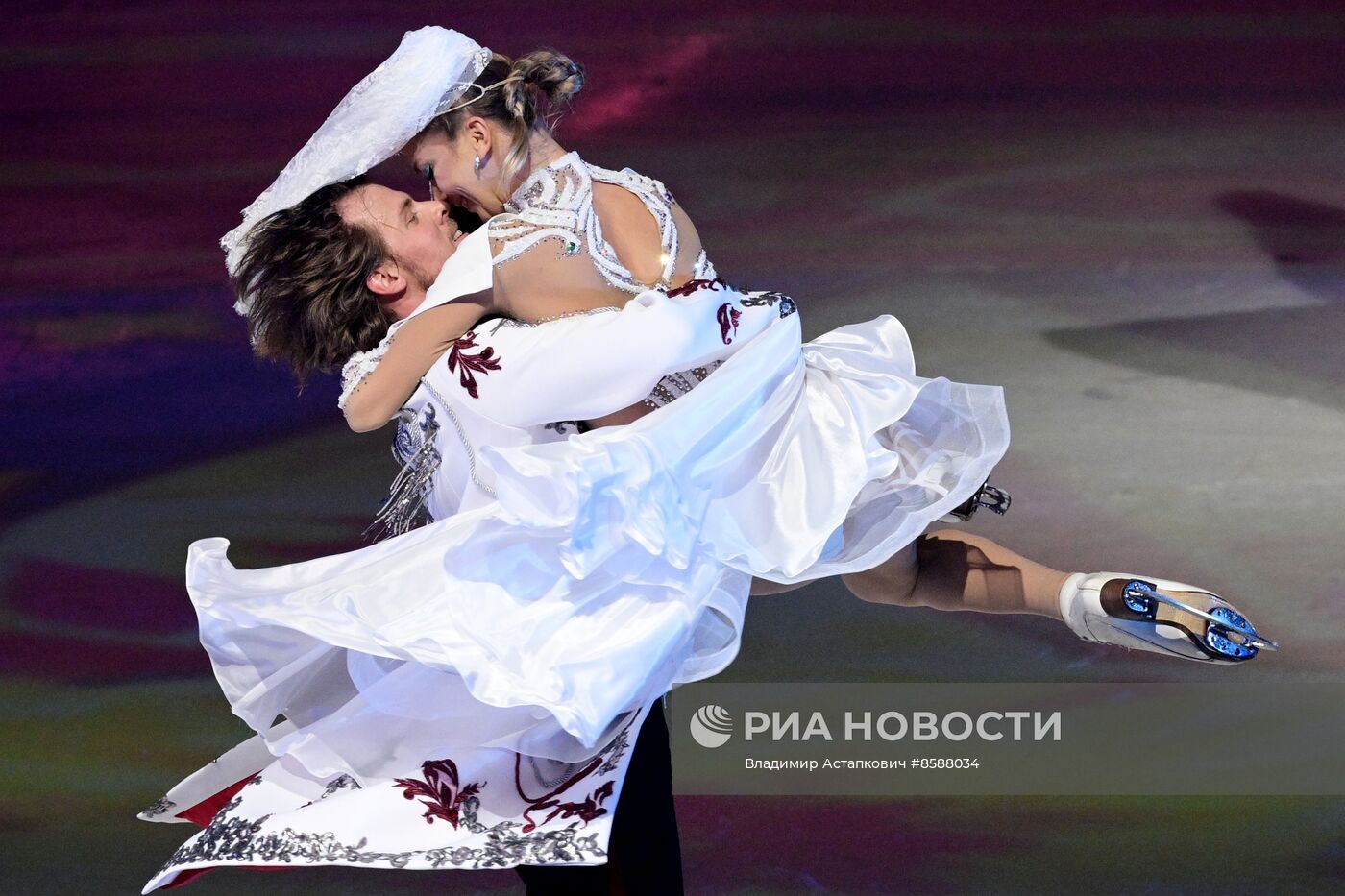 Ледовое шоу Татьяны Навки "Вечера на хуторе"