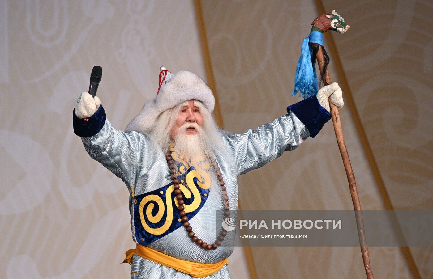 Выставка "Россия". День Деда Мороза: Сагаан Убгэн (Республика Бурятия)