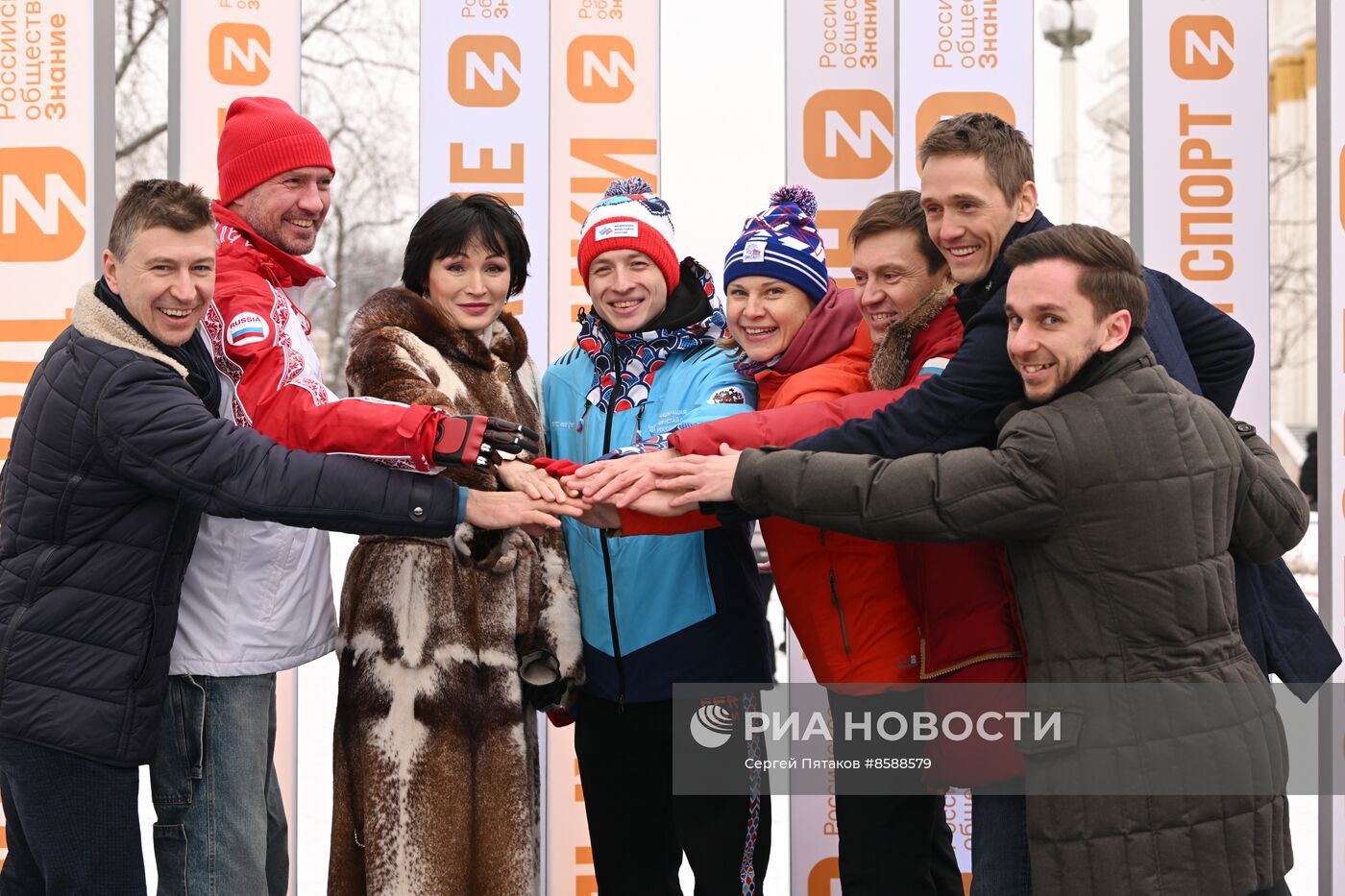 Выставка "Россия". Торжественная церемония открытия новой экспозиции "Аллеи славы"