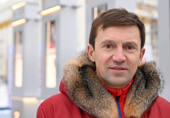 Выставка "Россия". Торжественная церемония открытия новой экспозиции "Аллеи славы"