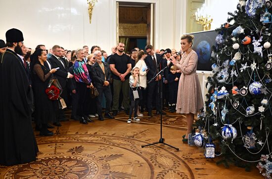 Презентация песни "Рождество. В добрый час!"