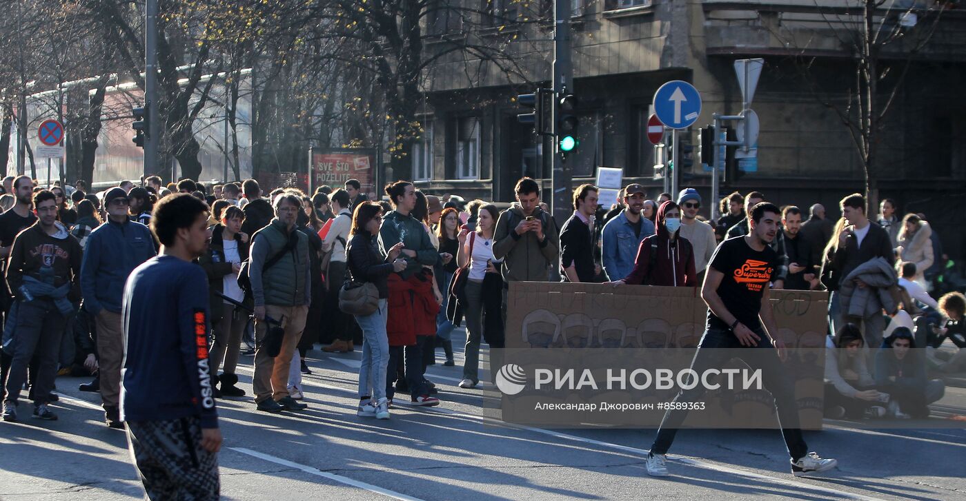 Протесты в Белграде против результатов выборов в Сербии