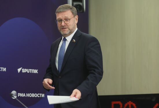 Брифинг заместителя председателя Совета Федерации К. Косачева