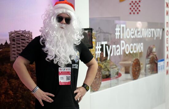 Международная выставка-форум "Россия"
Место: Россия, Москва. Автор: Алексей Никольский/РИА Новости. Работа выставки "Россия"