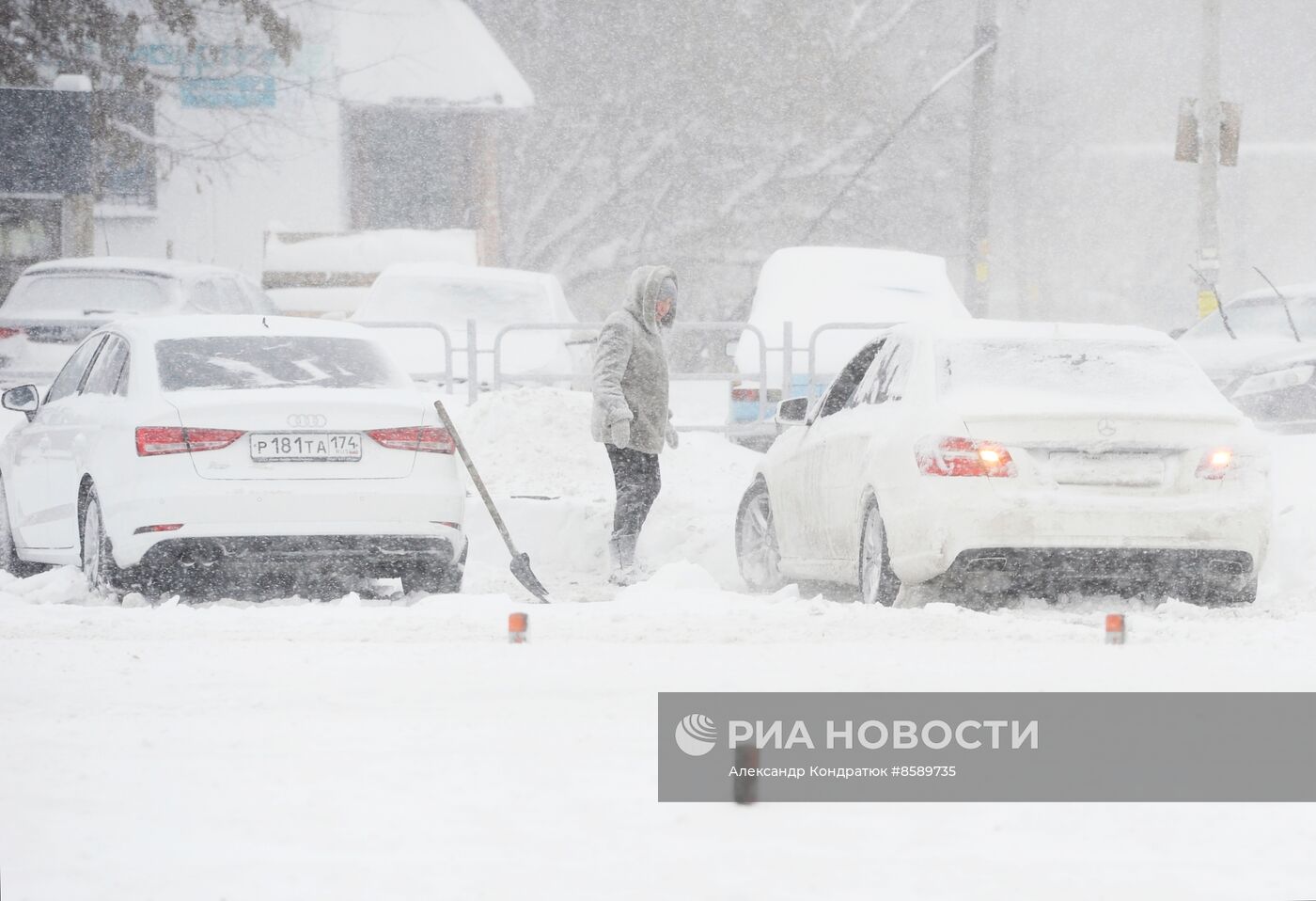 Снежный шторм в Челябинске