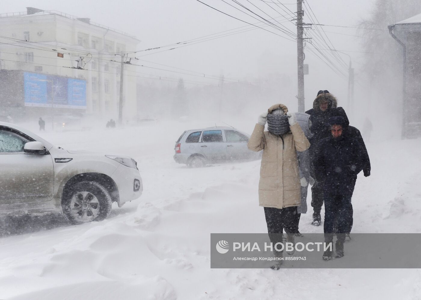 Снежный шторм в Челябинске