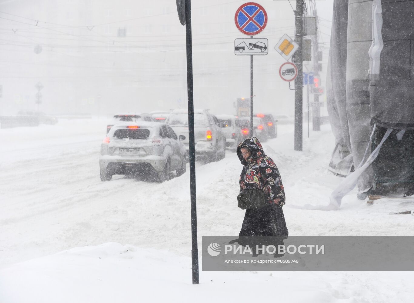 Снежный шторм в Челябинске