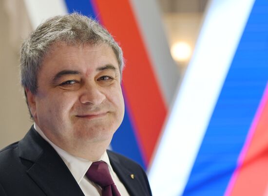 А. Богданов подал документы в ЦИК в качестве кандидата на пост президента РФ