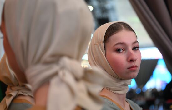 Международная выставка-форум "Россия"
Павильон №75
Место: Россия, Москва. Автор: Кристина Кормилицына/РИА Новости. Работа выставки "Россия"