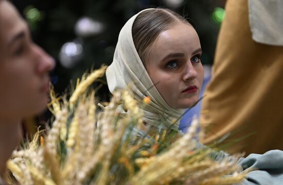 Международная выставка-форум "Россия"
Павильон №75
Место: Россия, Москва. Автор: Кристина Кормилицына/РИА Новости. Работа выставки "Россия"