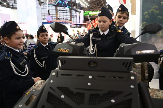 Международная выставка-форум "Россия"
Павильон №75
Место: Россия, Москва. Автор: Кристина Кормилицына/РИА Новости. Работа выставки "Россия"