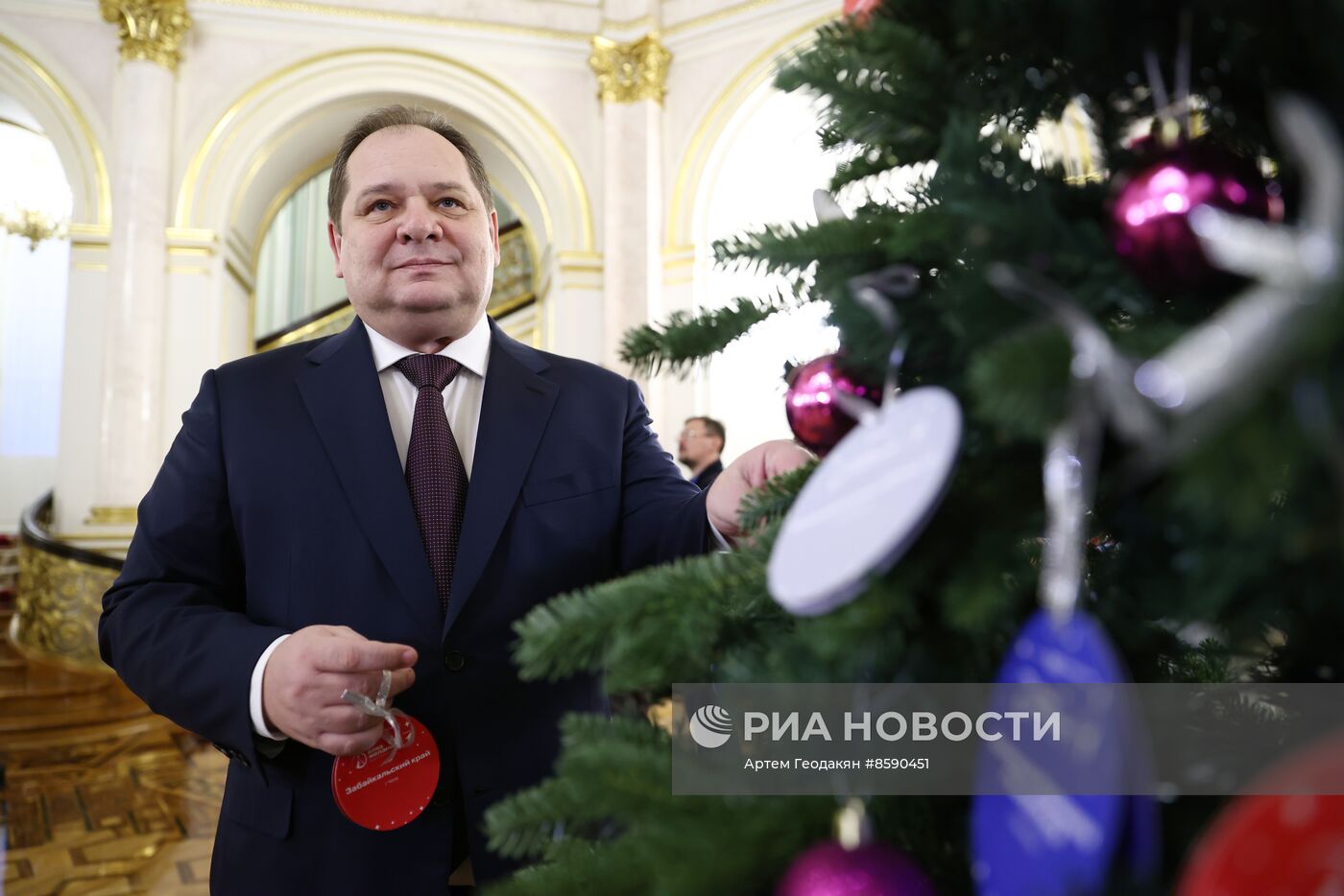 Акция "Елка желаний" в Кремле