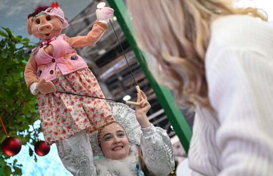 Международная выставка-форум "Россия"
Павильон №75
Место: Россия, Москва. Автор: Кристина Кормилицына/РИА Новости. Работа выставки "Россия"