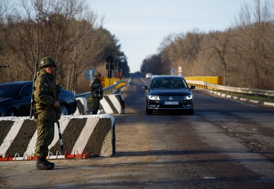 В Приднестровье миротворцев на постах поздравили с Новым годом